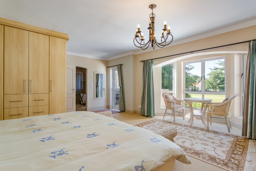To Let 4 Bedroom Property for Rent in Boschenmeer Golf Country Estate Western Cape